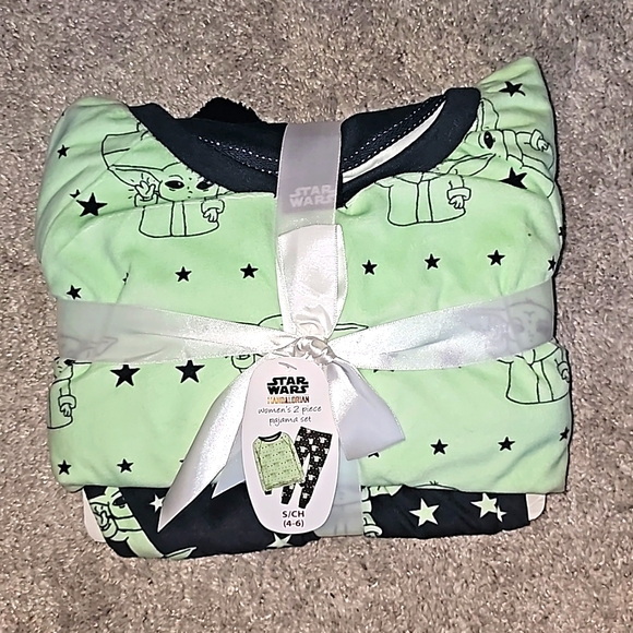 Star Wars Mandalorian - Picture 1 of 3